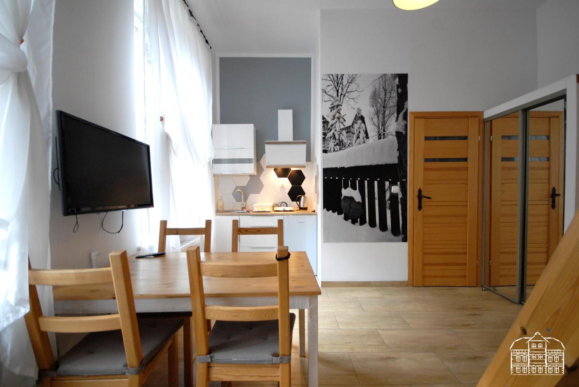 Apartamento Franciszek Przy Parku Szwedzkim Szczawno-Zdroj Exterior foto