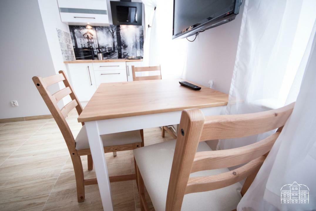 Apartamento Franciszek Przy Parku Szwedzkim Szczawno-Zdroj Exterior foto